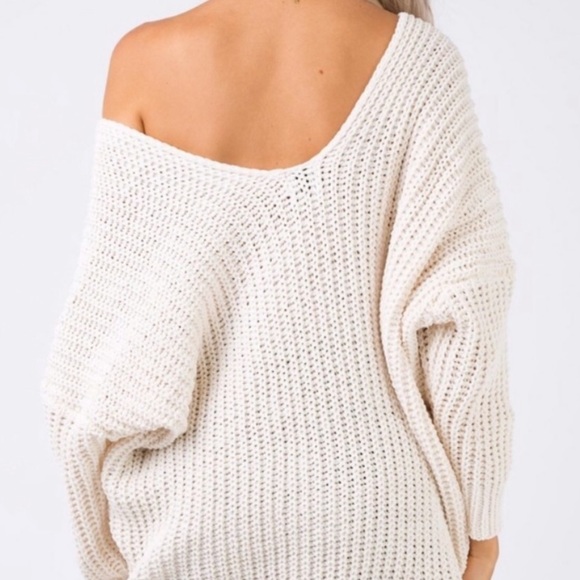 Princess Polly Chenille V Neck Oversized Sweater - Picture 2 of 6